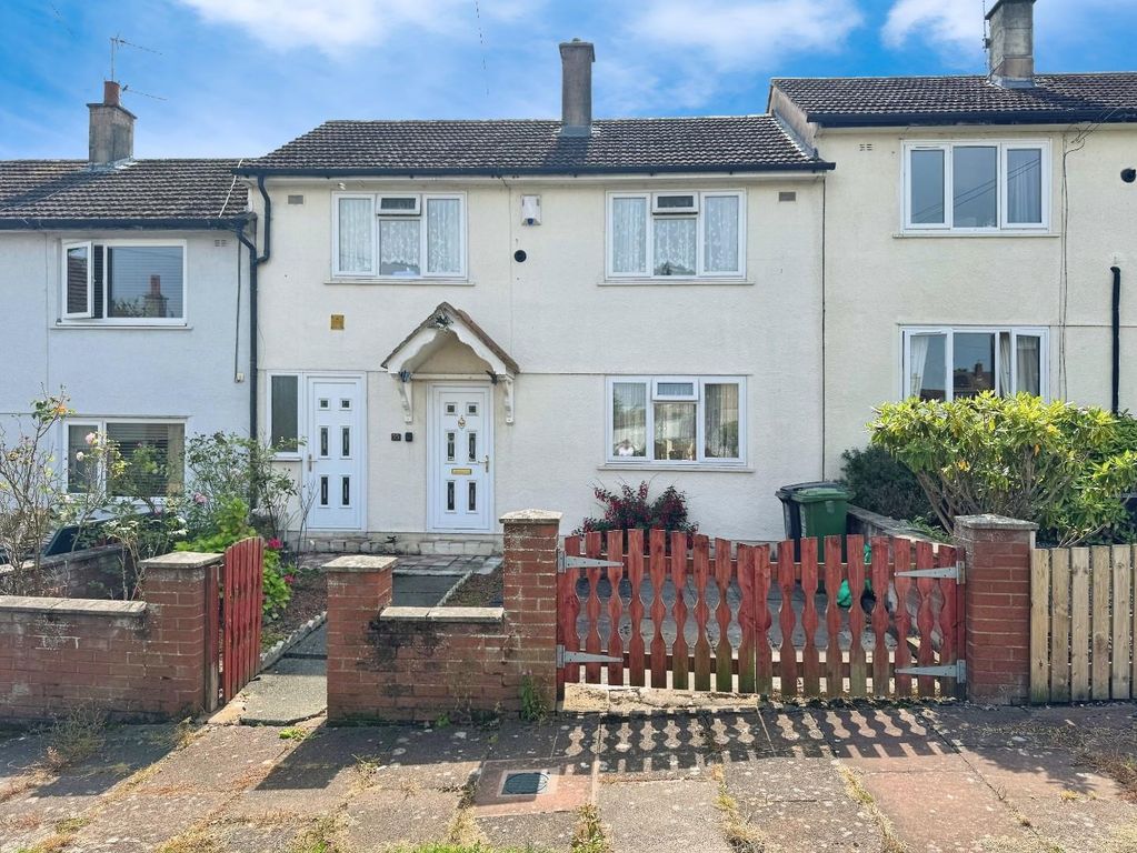 Property photo 1 of 12 Frontage