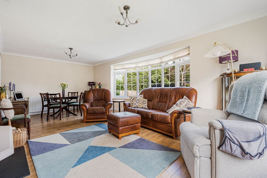 Property photo 2 of 30