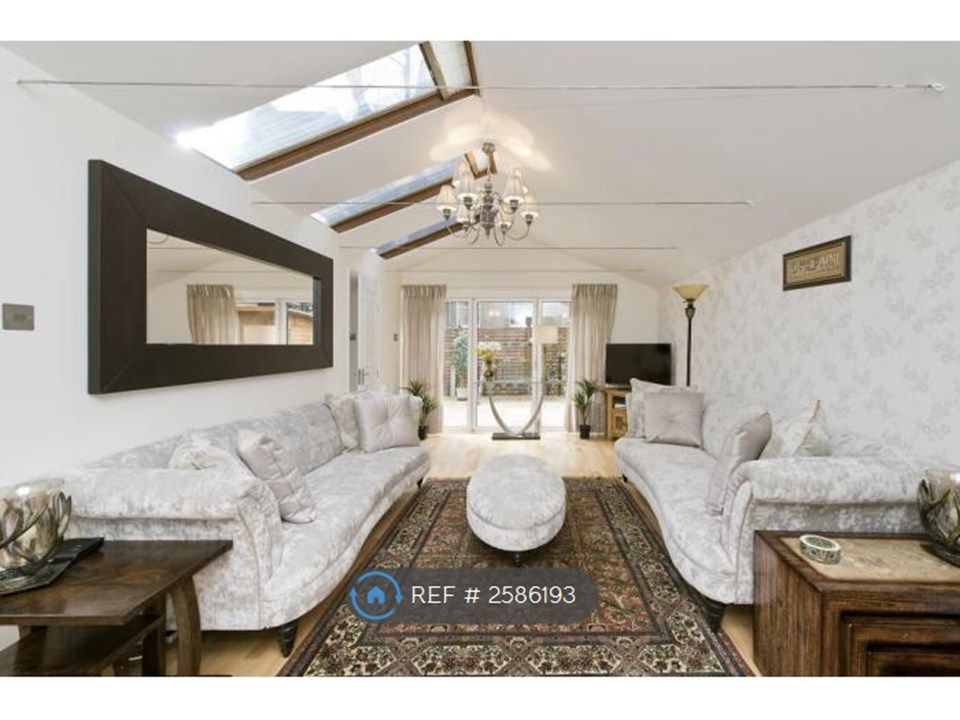 Property photo 1 of 9 Reception Room