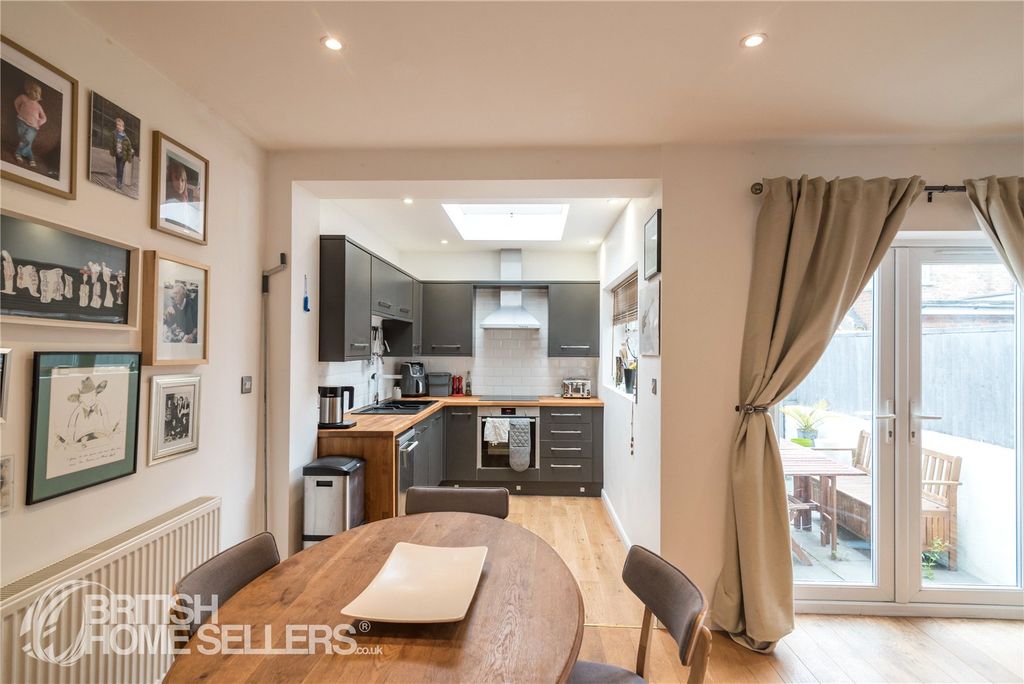 Property photo 2 of 10 Picture No. 02