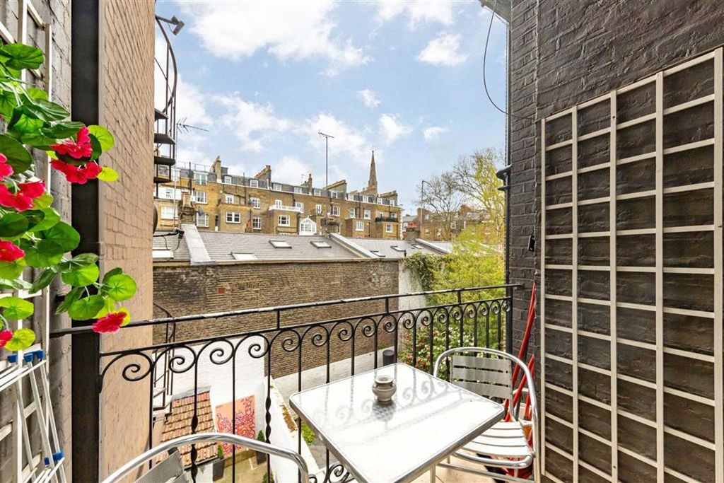 Property photo 3 of 4