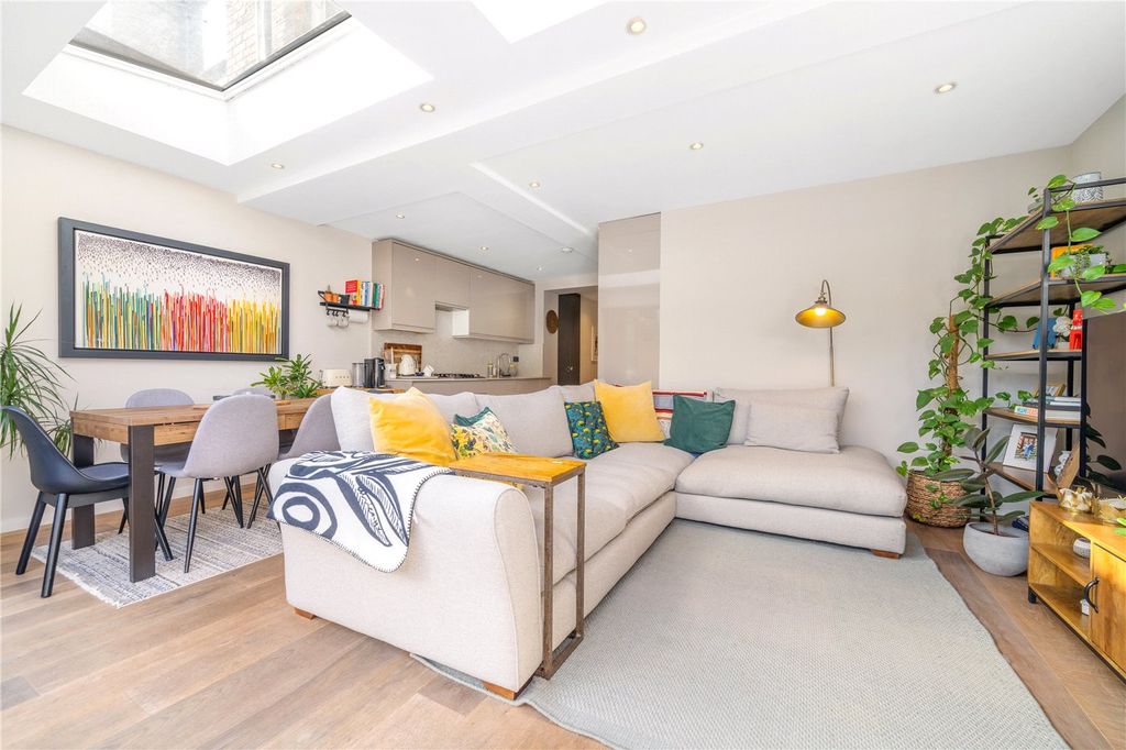 Property photo 1 of 15 Reception Room