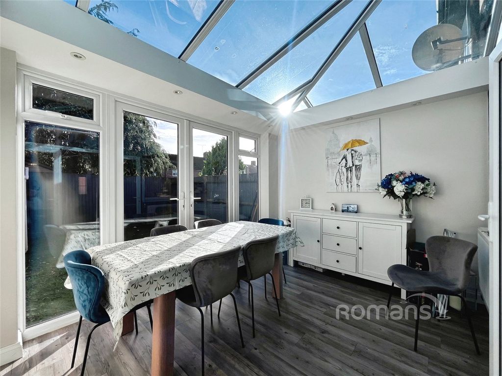 Property photo 2 of 17 Picture No. 02