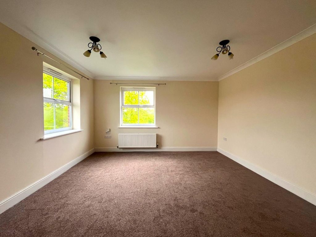 Property photo 3 of 7 2.Jpg