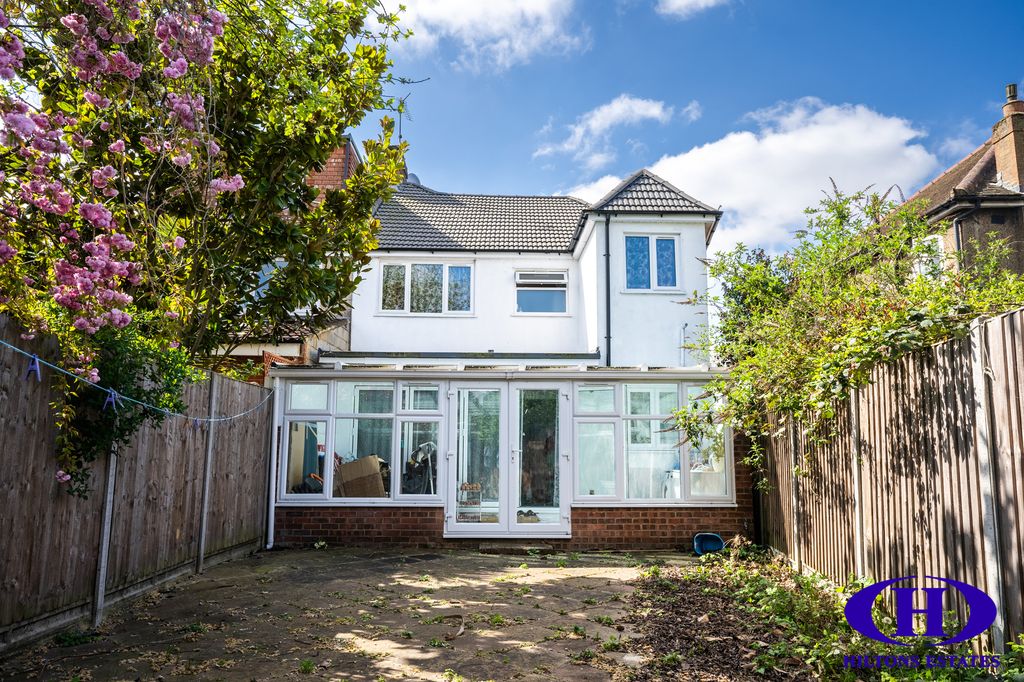 Additional image 15 of 5 bed semi-detached house for saleUxbridge Road, Feltham TW13
