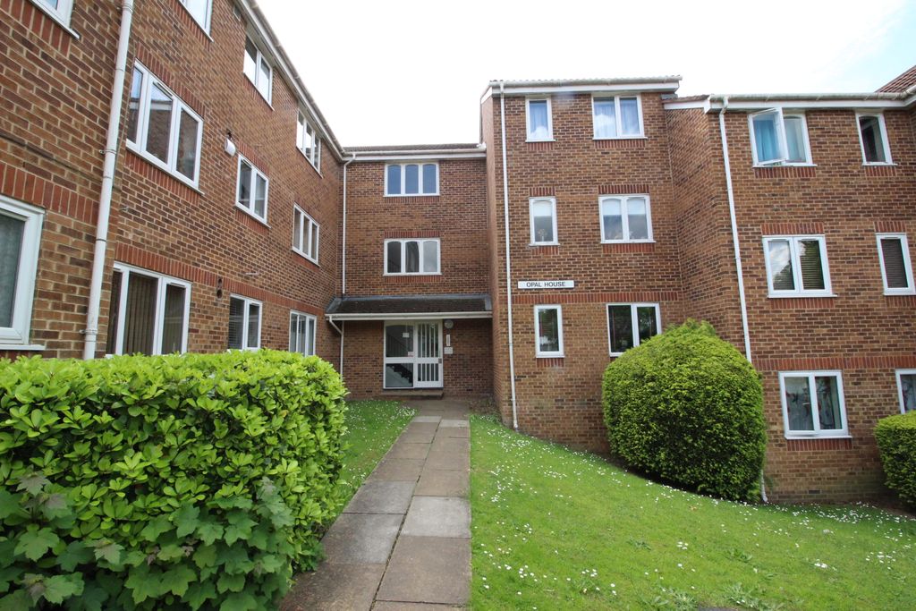 Property photo 1 of 6