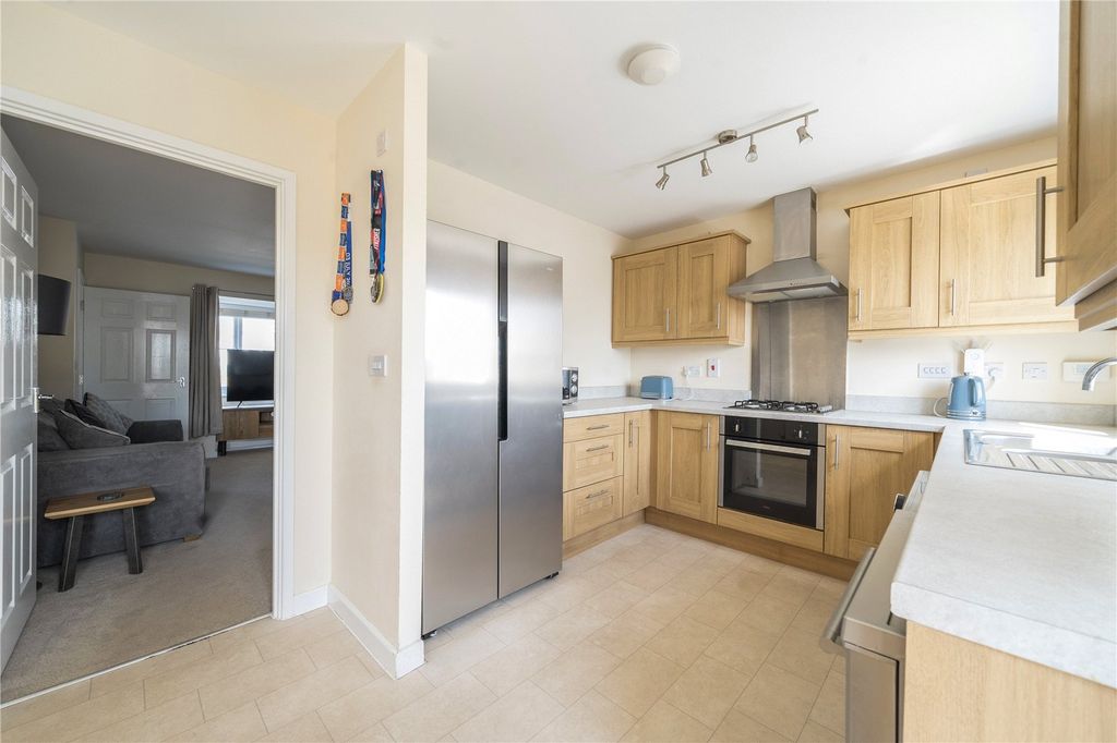 Property photo 3 of 12 Picture No. 35