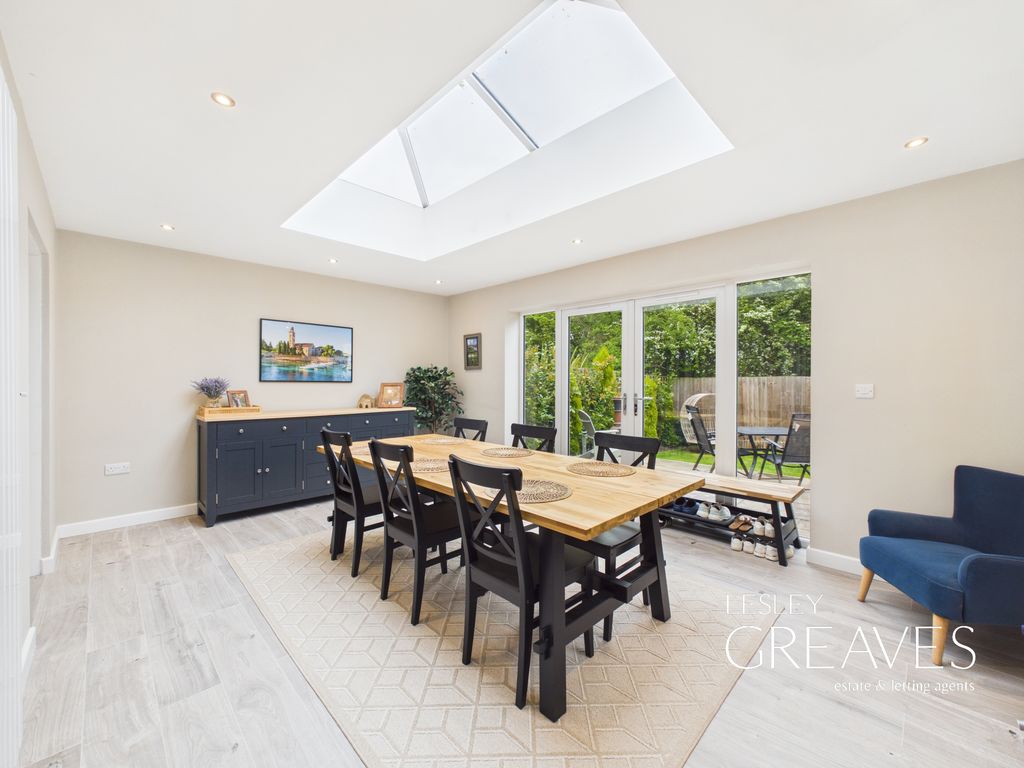 Property photo 3 of 23 Dining Room