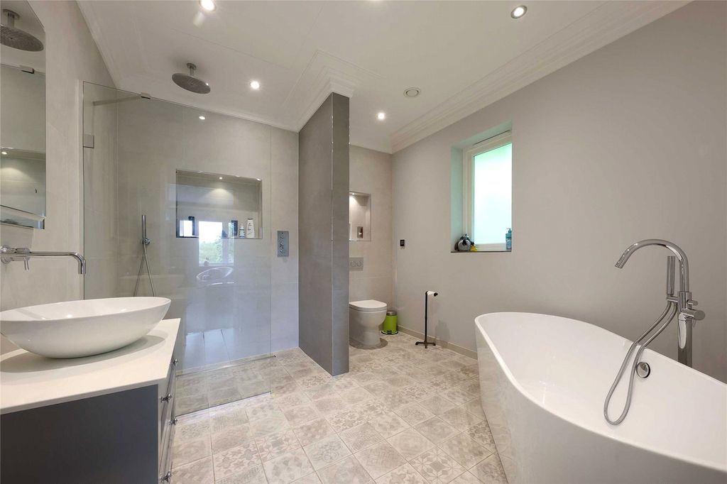 Additional image 15 of 6 bed detached house for salePenn Road, Beaconsfield, Buckinghamshire HP9