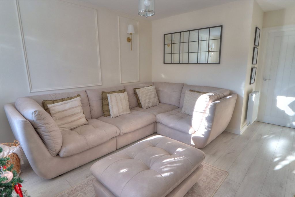 Property photo 3 of 9 Picture No. 05