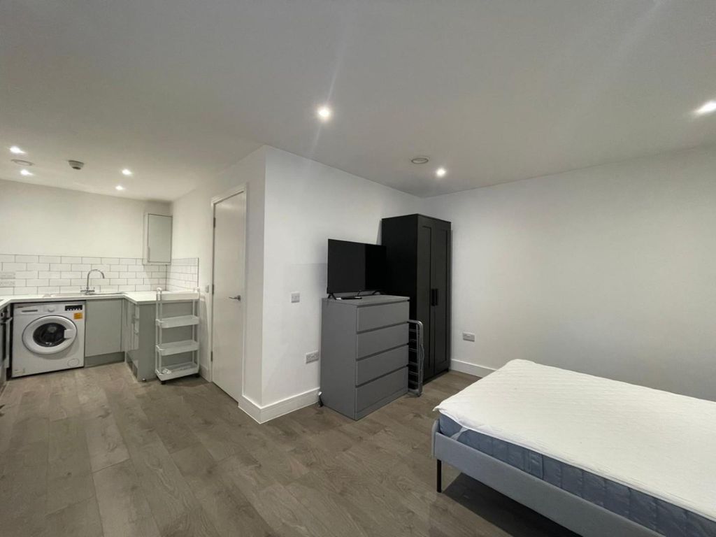 Property photo 3 of 8 4701262