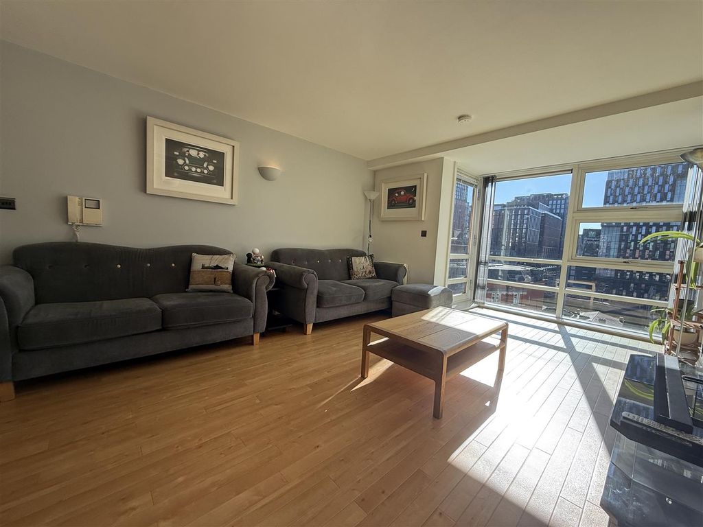 Property photo 3 of 15