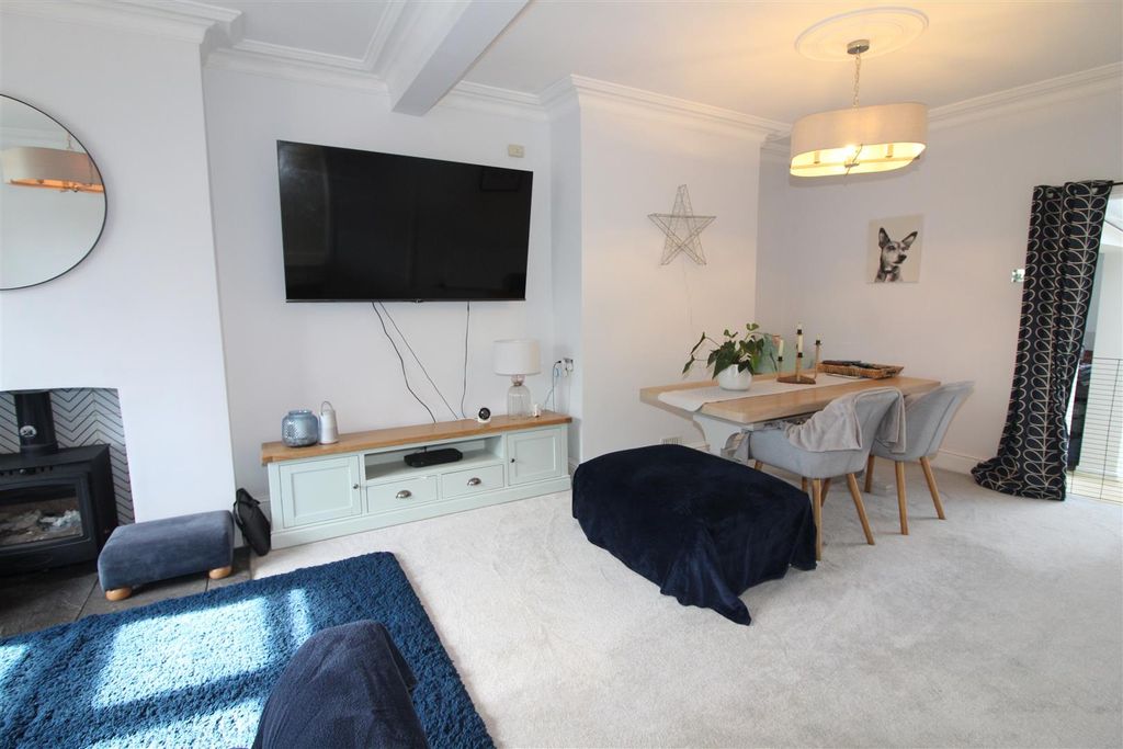 Property photo 2 of 28 Lounge/Dining Room