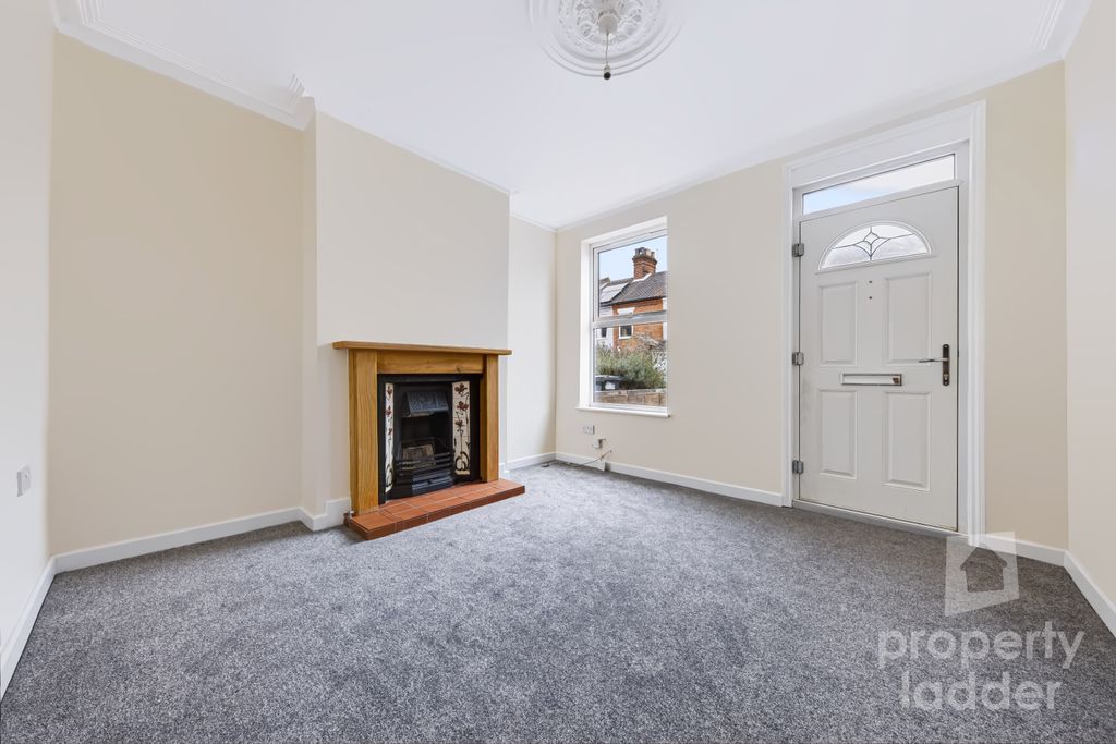 Property photo 3 of 17 Pl-10