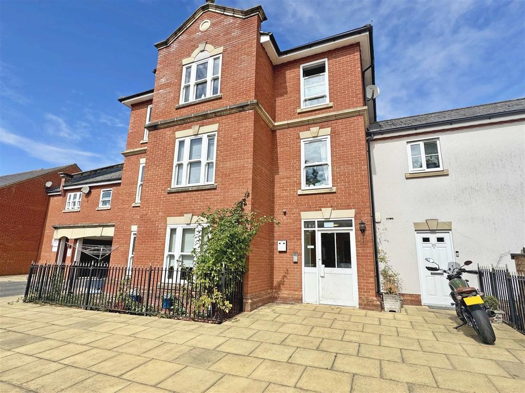 Property photo 1 of 16 Front B.Jpg