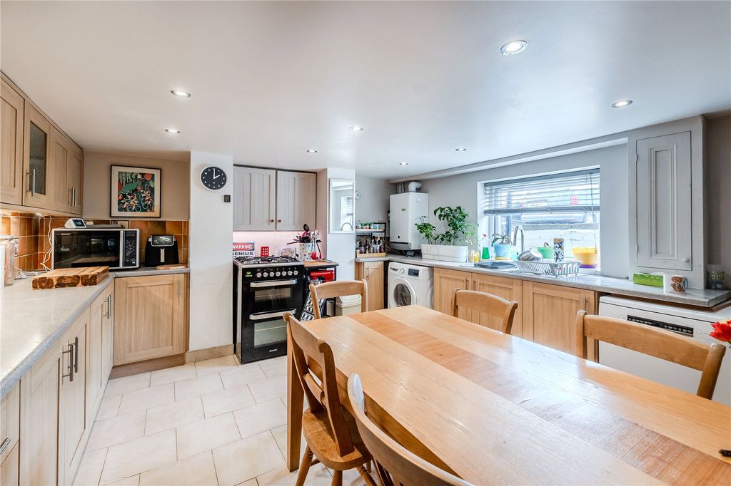 Property photo 3 of 13 Picture No. 05