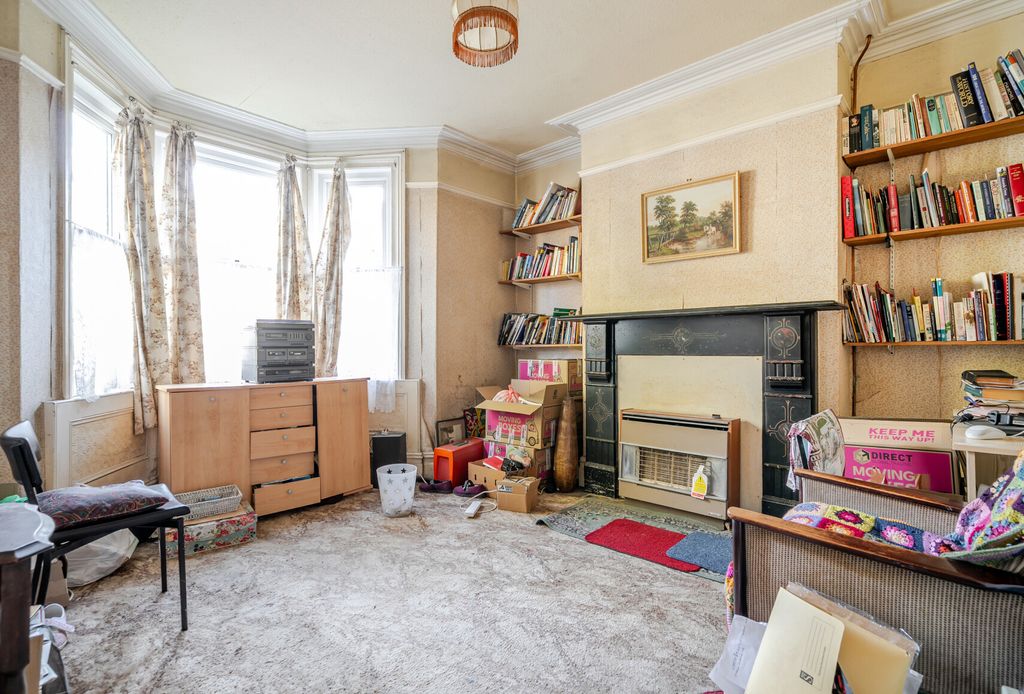 Property photo 2 of 15 Living Room