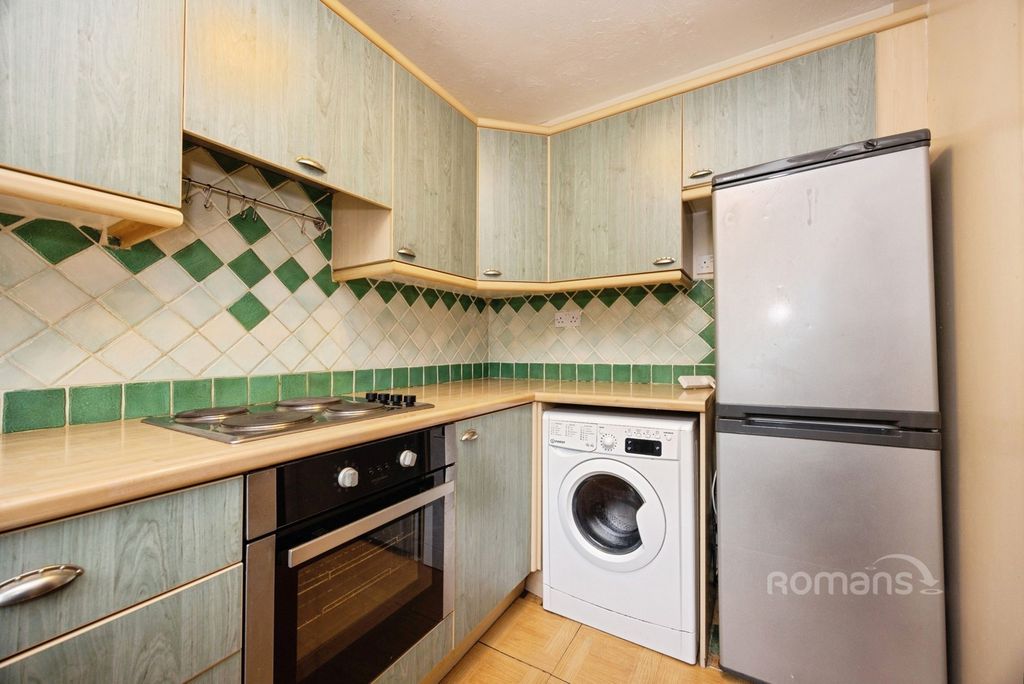 Property photo 3 of 10 Pbox-Img.Jpg