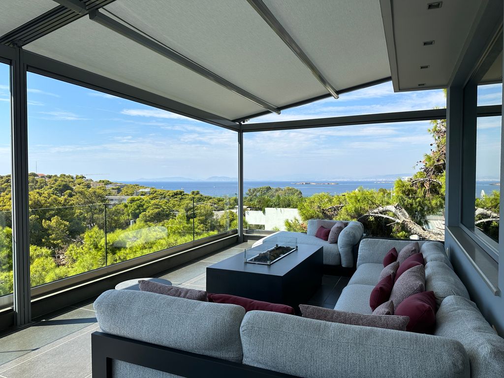 Property photo 1 of 30