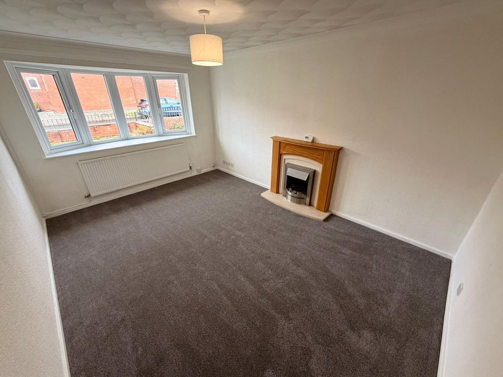 Property photo 2 of 9 Picture No. 04