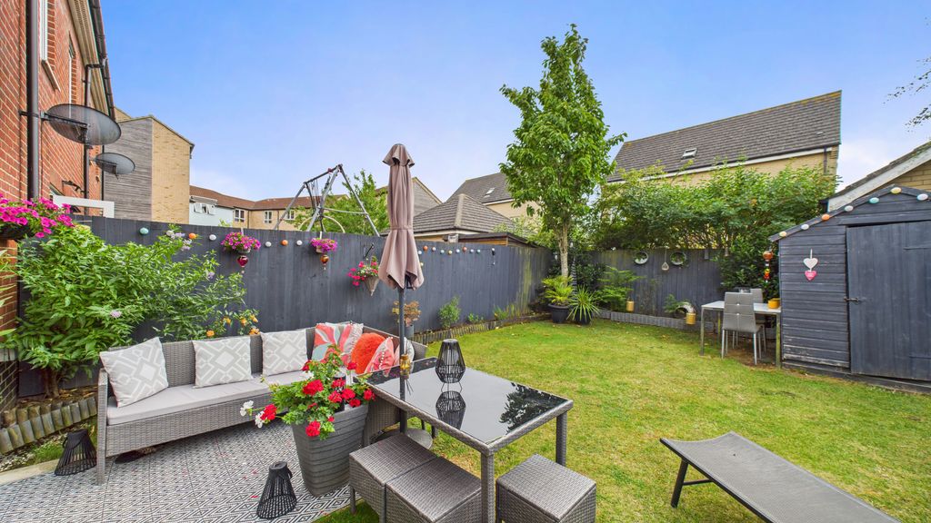 Property photo 3 of 11