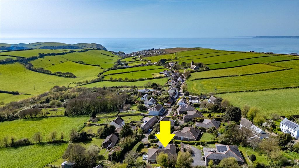 Property photo 1 of 22 Nearby Coastline