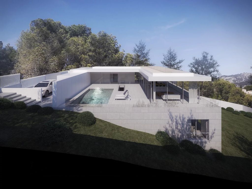 Property photo 2 of 3