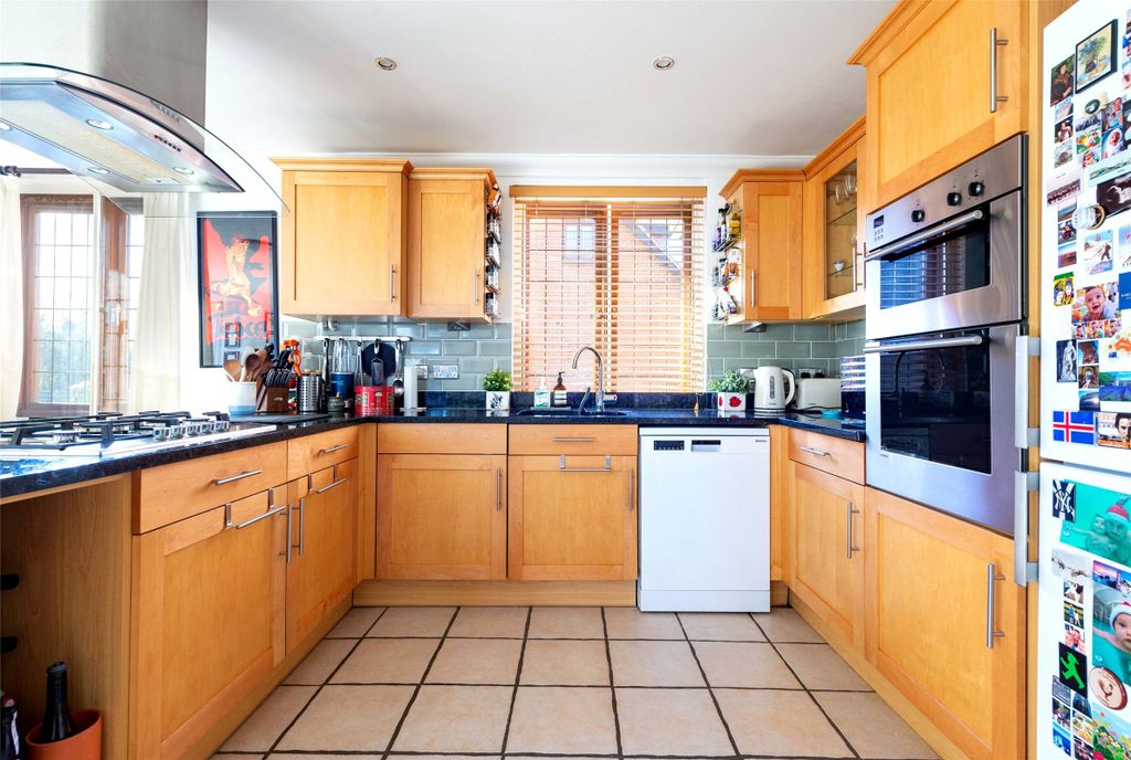 Property photo 3 of 10 Picture No. 07