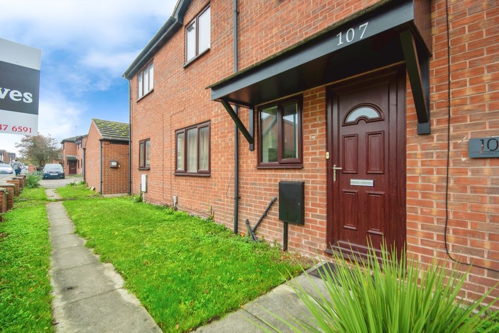 Property photo 2 of 14 Photo