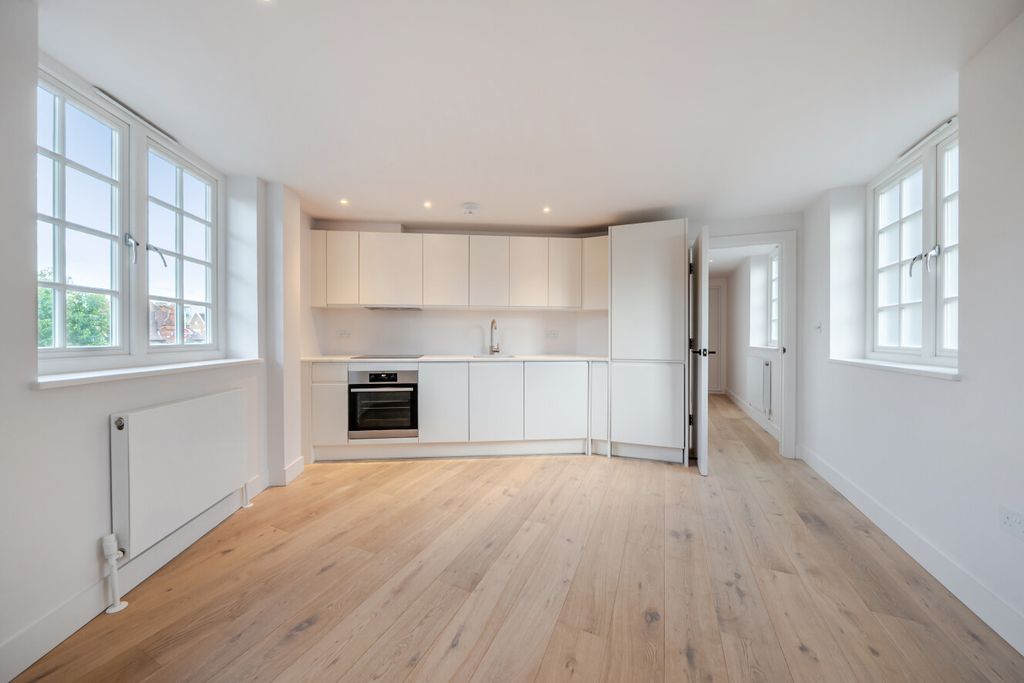 Property photo 2 of 19 1522131-12-1A0A60...