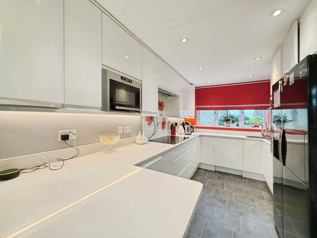 Property photo 2 of 21 Pbox-Img.Jpg