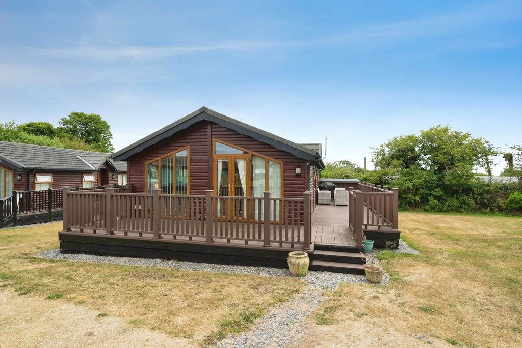 Property photo 1 of 23 Pbox-Img.Jpg