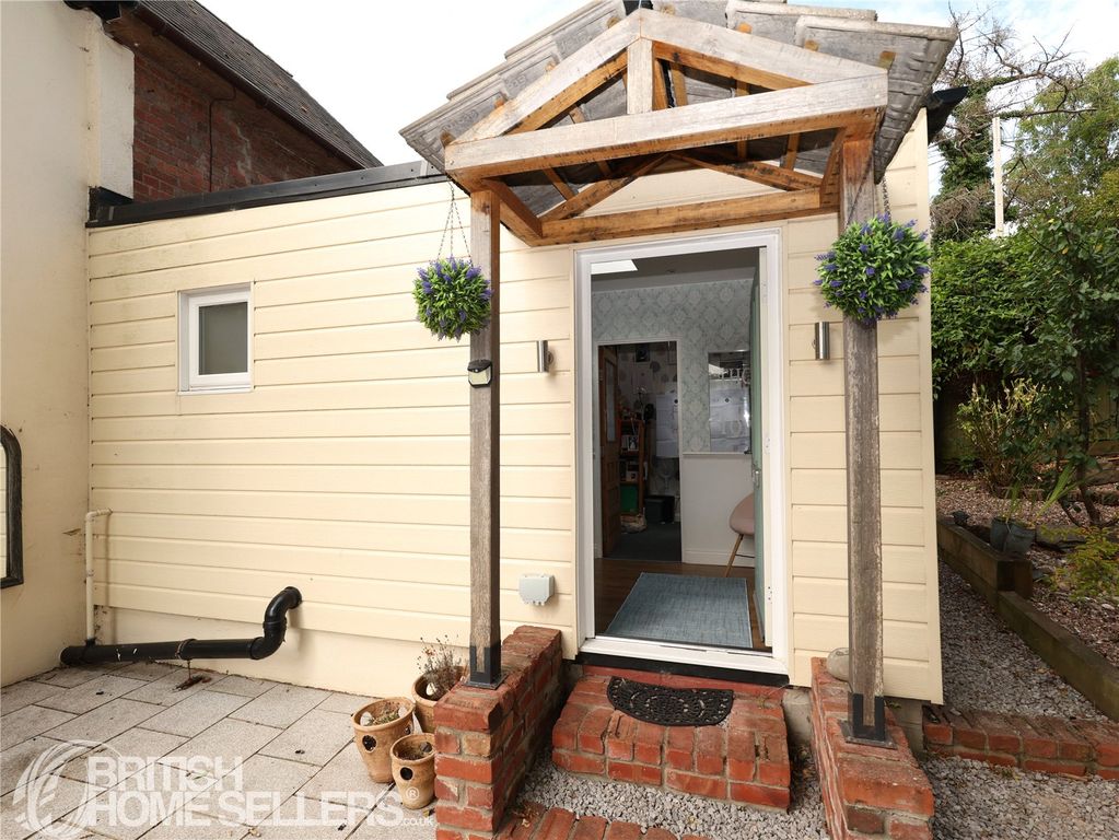 Property photo 2 of 40 Picture No. 33