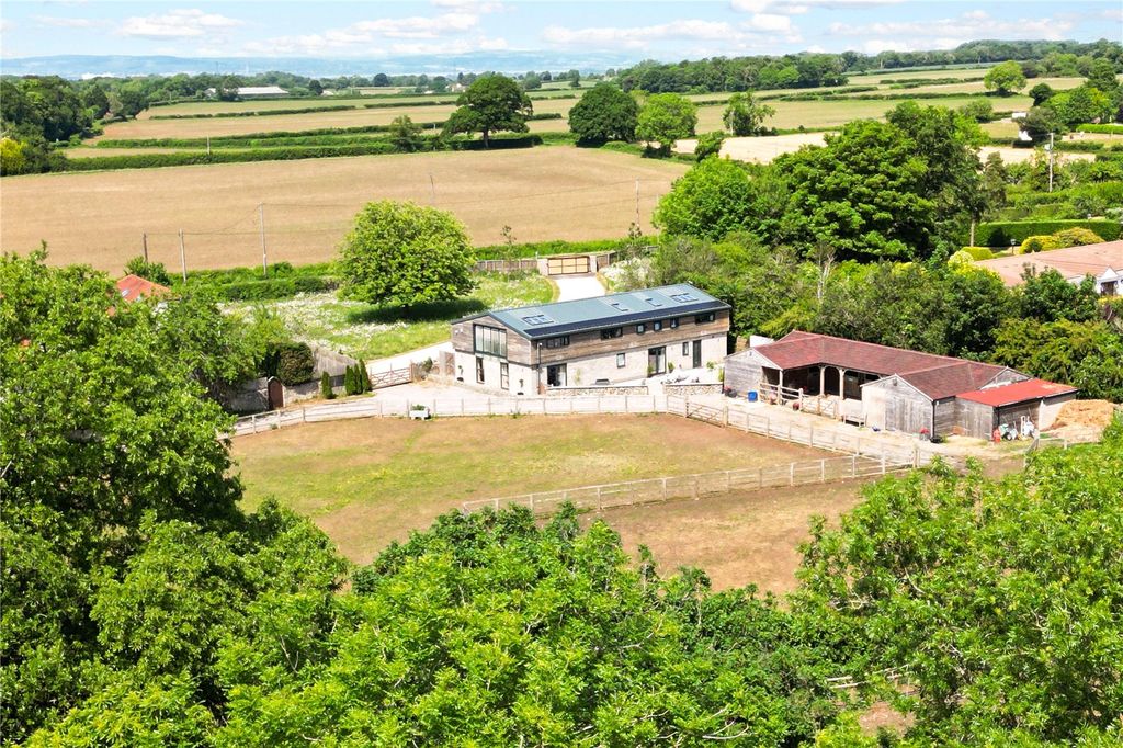 Property photo 2 of 20 Aerial