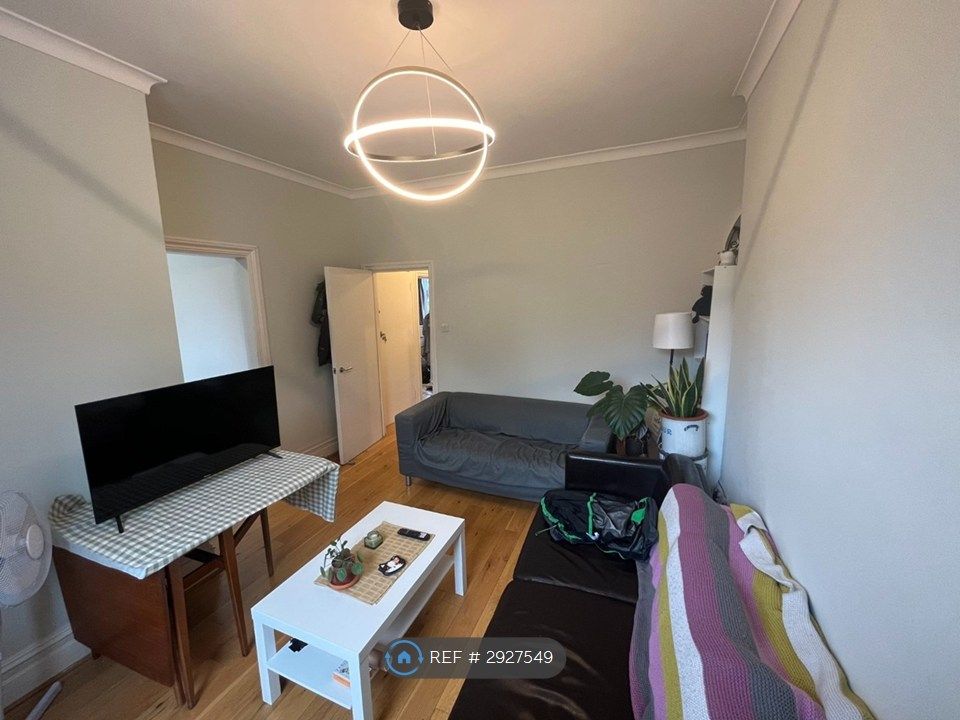 Property photo 3 of 8