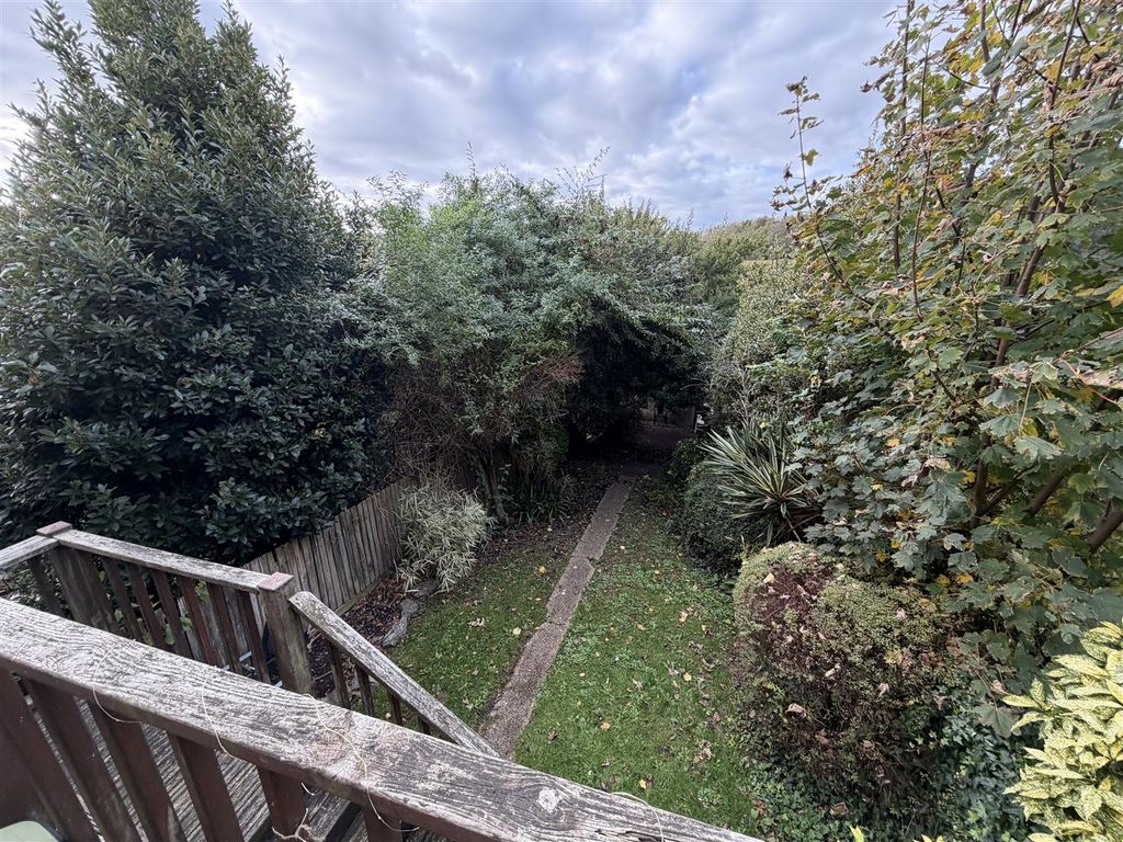 Property photo 2 of 8 Image00008.Jpeg