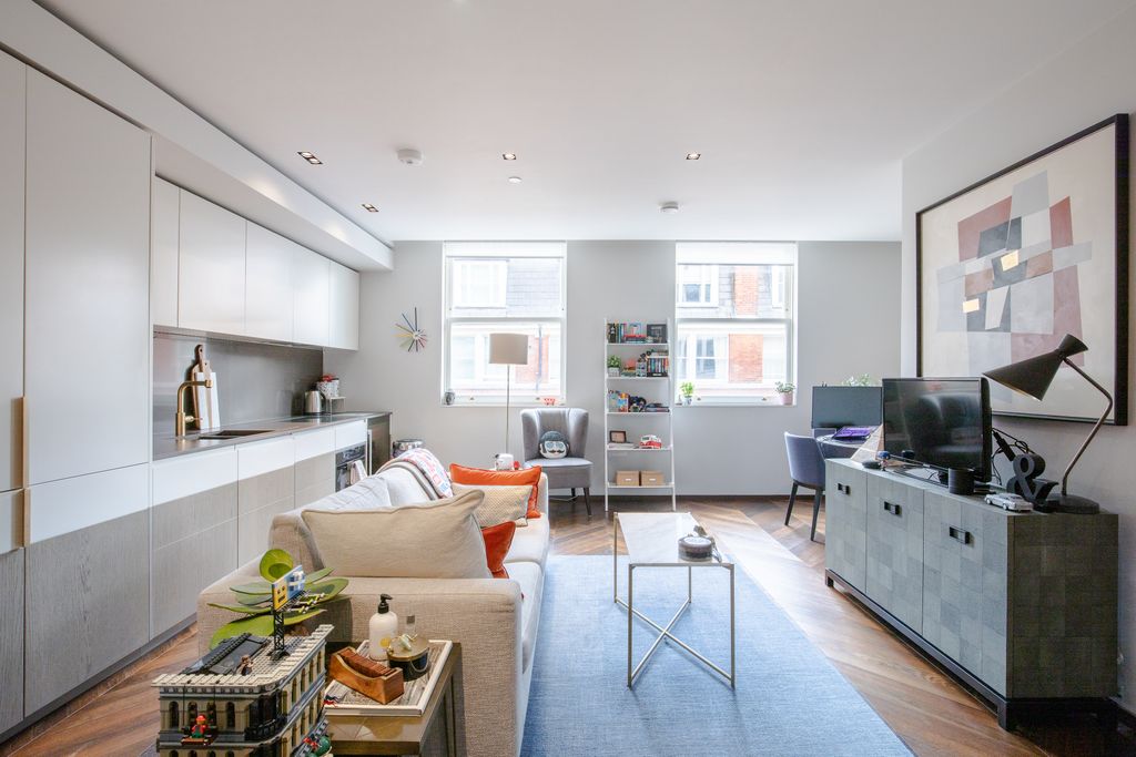 Property photo 3 of 15 The Coyler 11 Great Newport Street-1