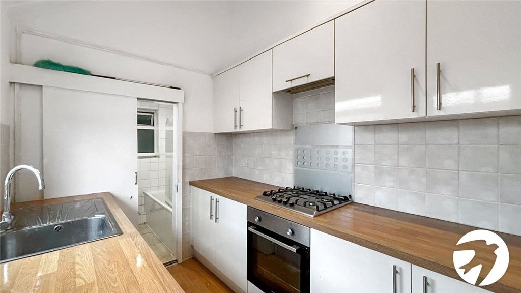 Property photo 3 of 9 Picture No. 04