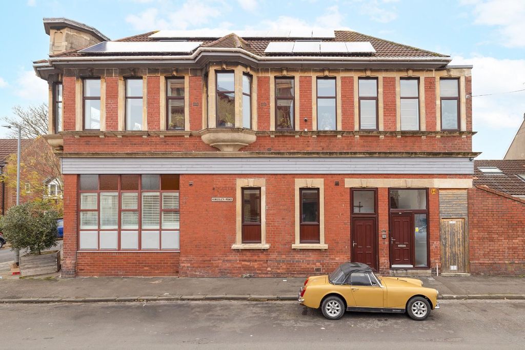 Property photo 2 of 17 5, 77, Greenbank Road-16.Jpg