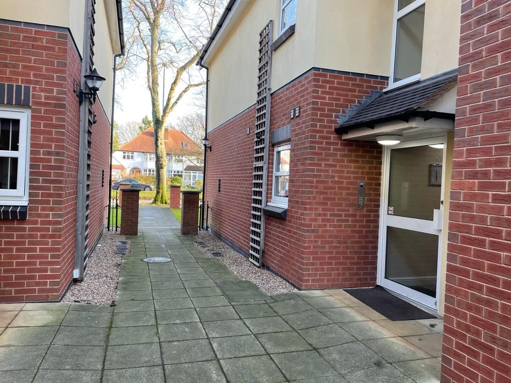Property photo 2 of 13