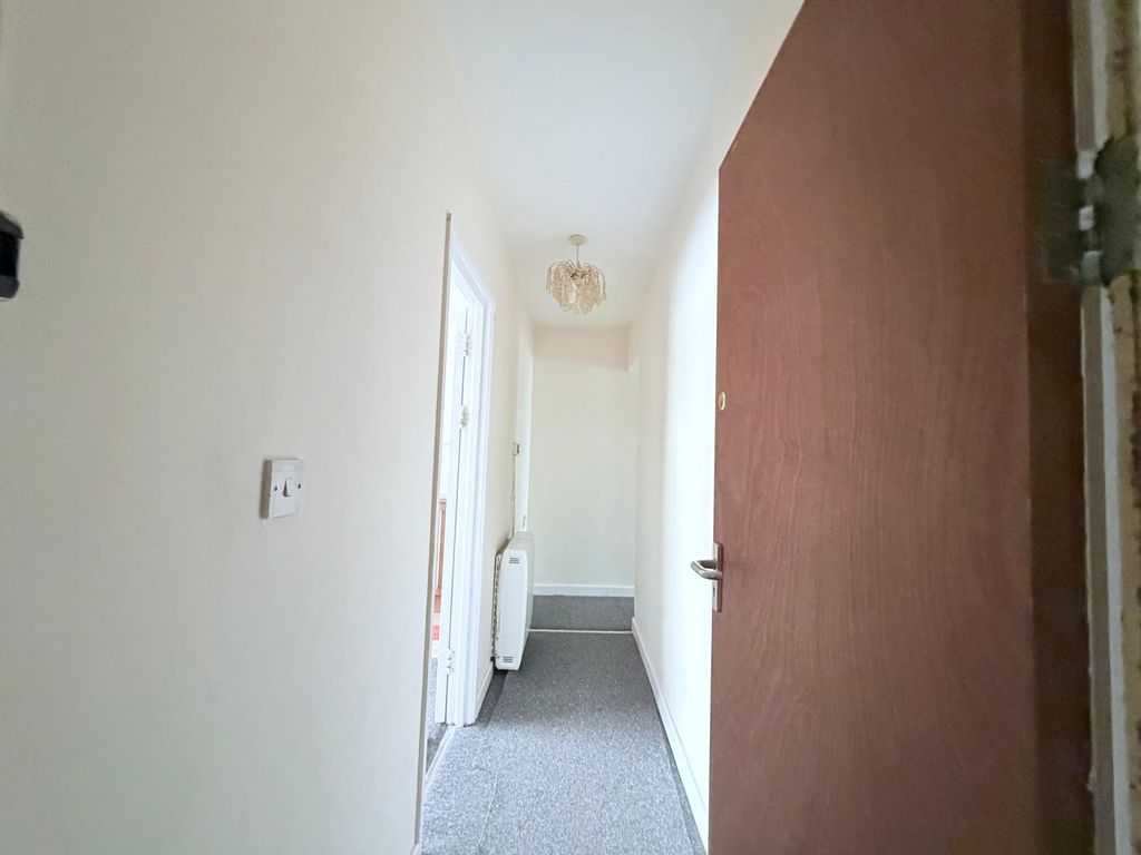 Property photo 2 of 13 Gallery