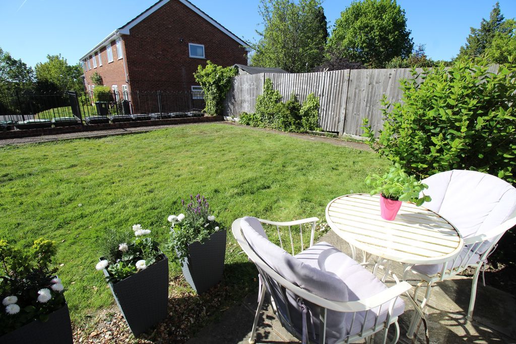 Additional image 7 of 2 bed flat for saleUridge Crescent, Tonbridge TN10