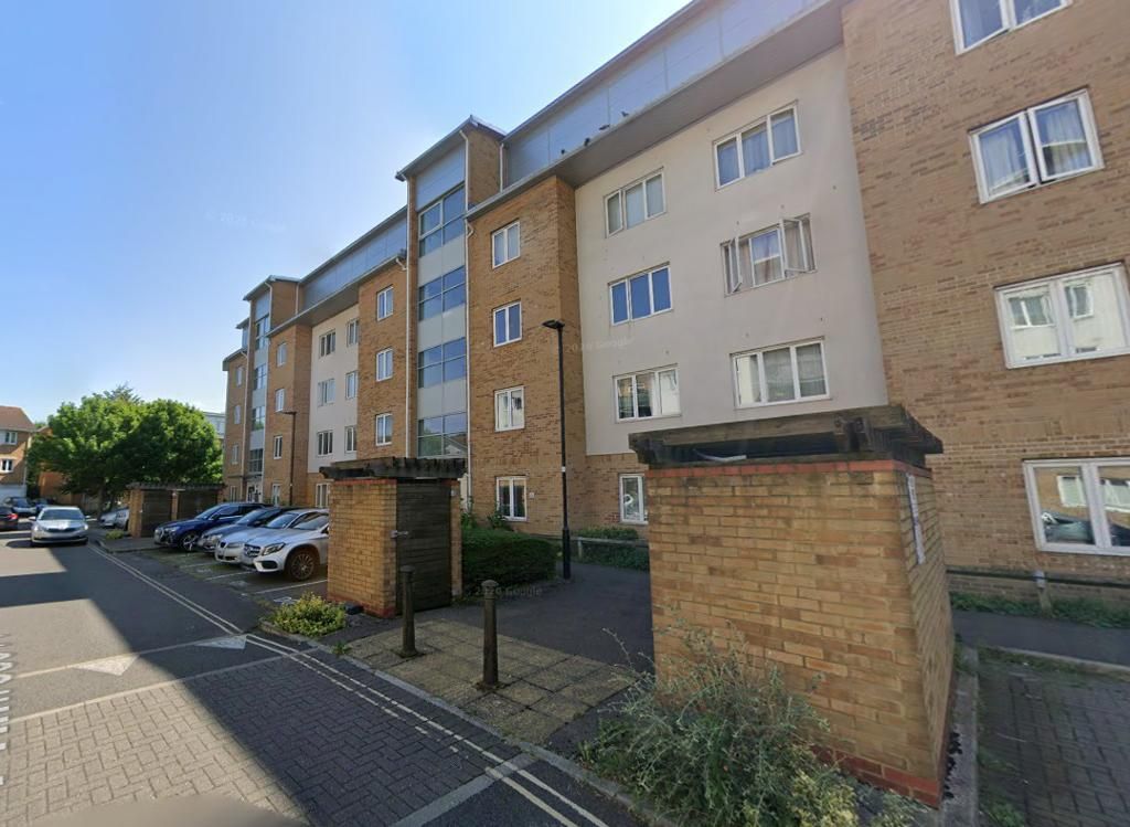 Property photo 1 of 2