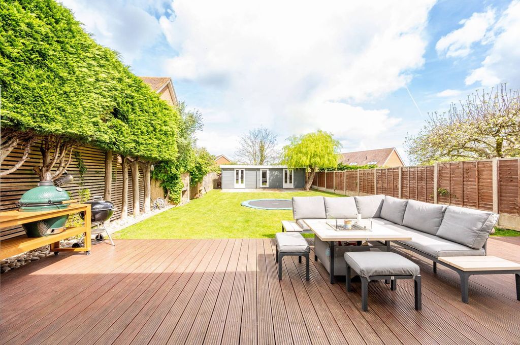 Property photo 3 of 22