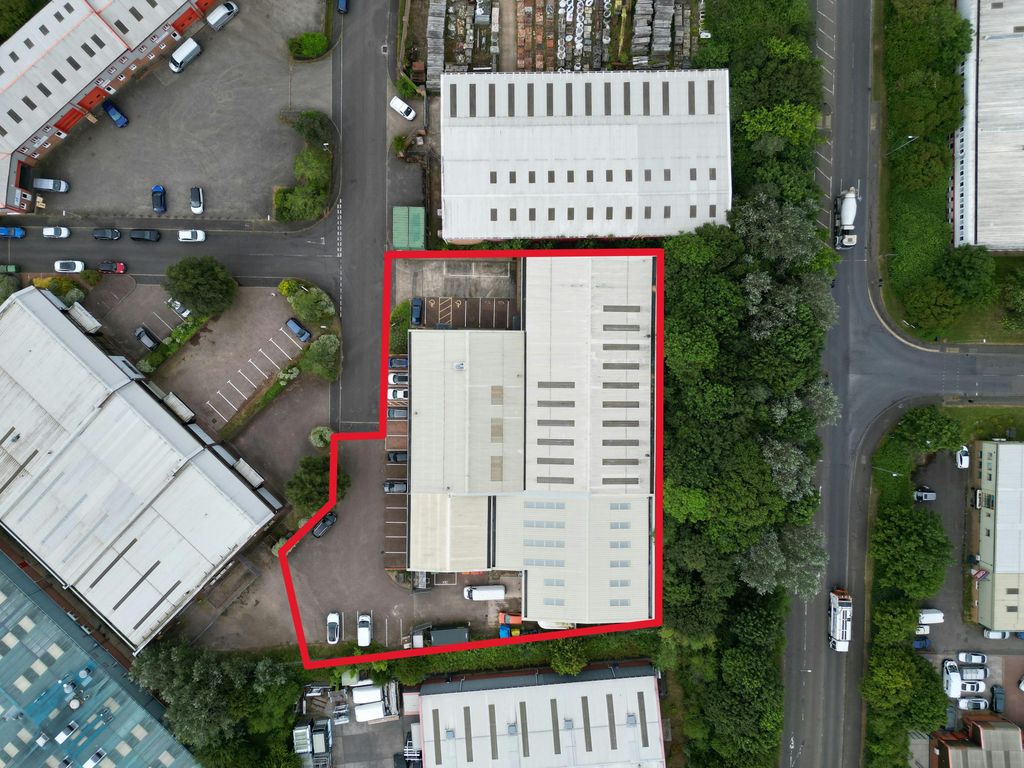 Property photo 3 of 8 Overhead Red Line.Jpg