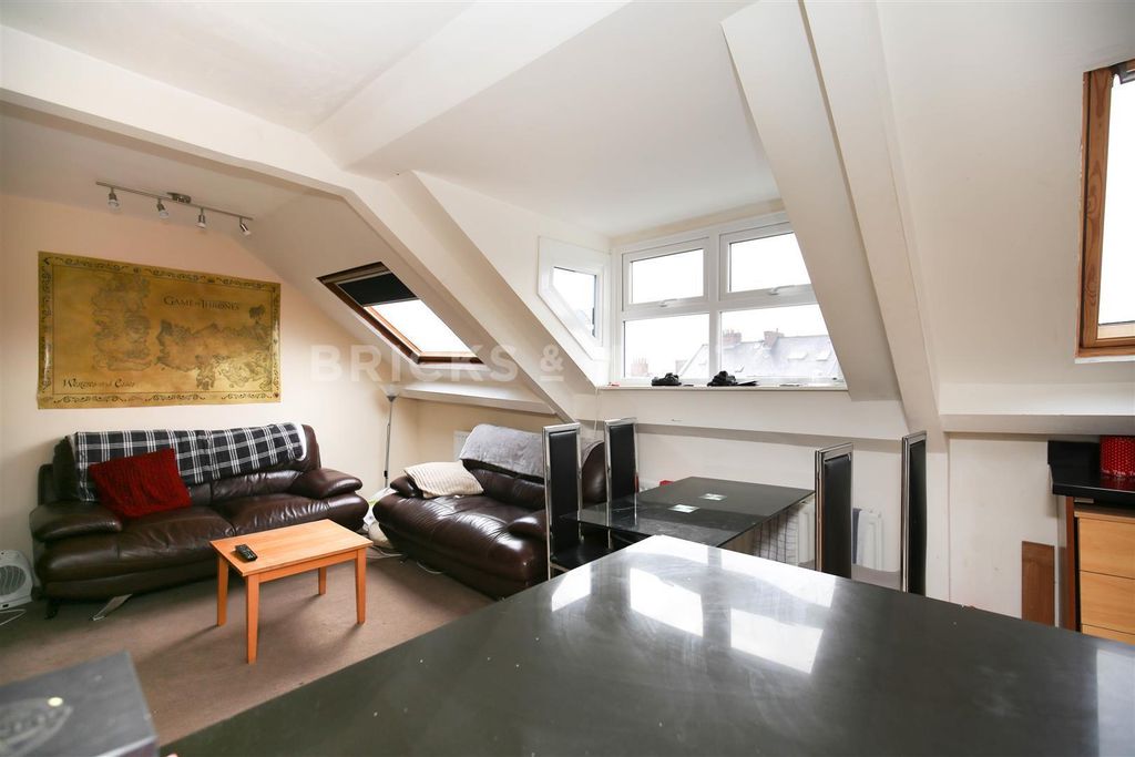 Property photo 3 of 10 3.Jpg