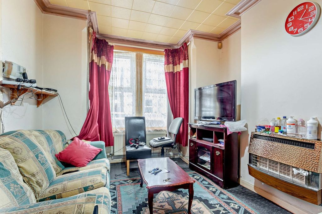 Property photo 3 of 24