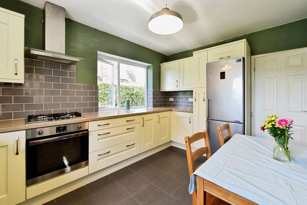 Property photo 2 of 18 Pbox-Img.Jpg