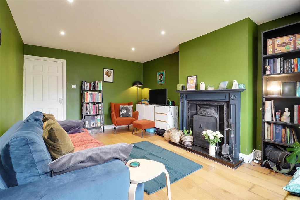 Property photo 1 of 13 Img_3817-Img_3819.Jpg