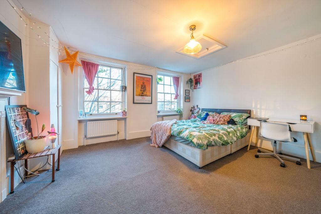 Property photo 3 of 14 1229609 (5)